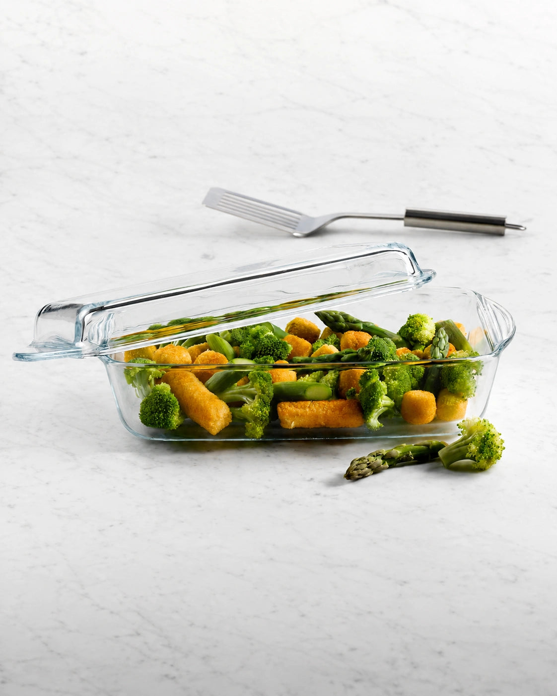 Pasabahce Rectangular Borcam with Glass Lid 2750 cc