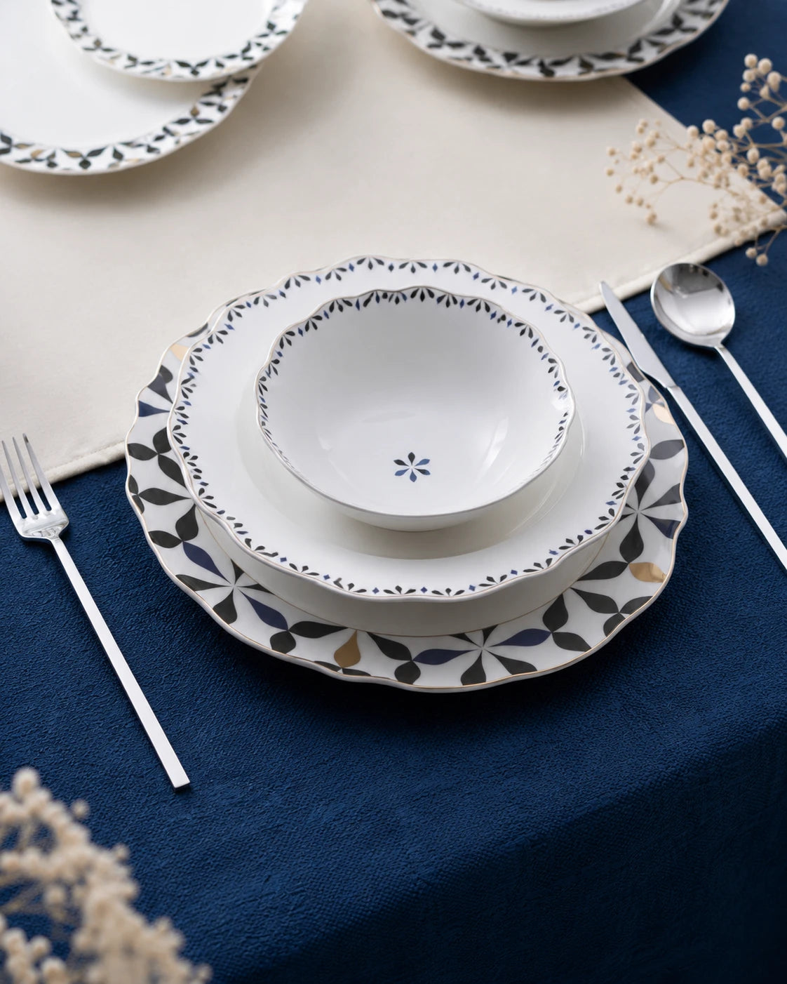 Acar Lorenzo 24-Piece Porcelain Dinnerware Set for 6